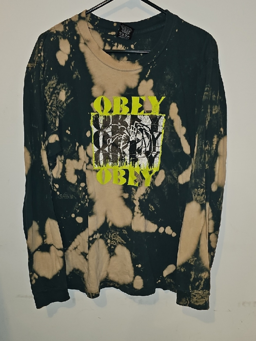 Obey Womens Long Sleeve Shirt. Size Medium